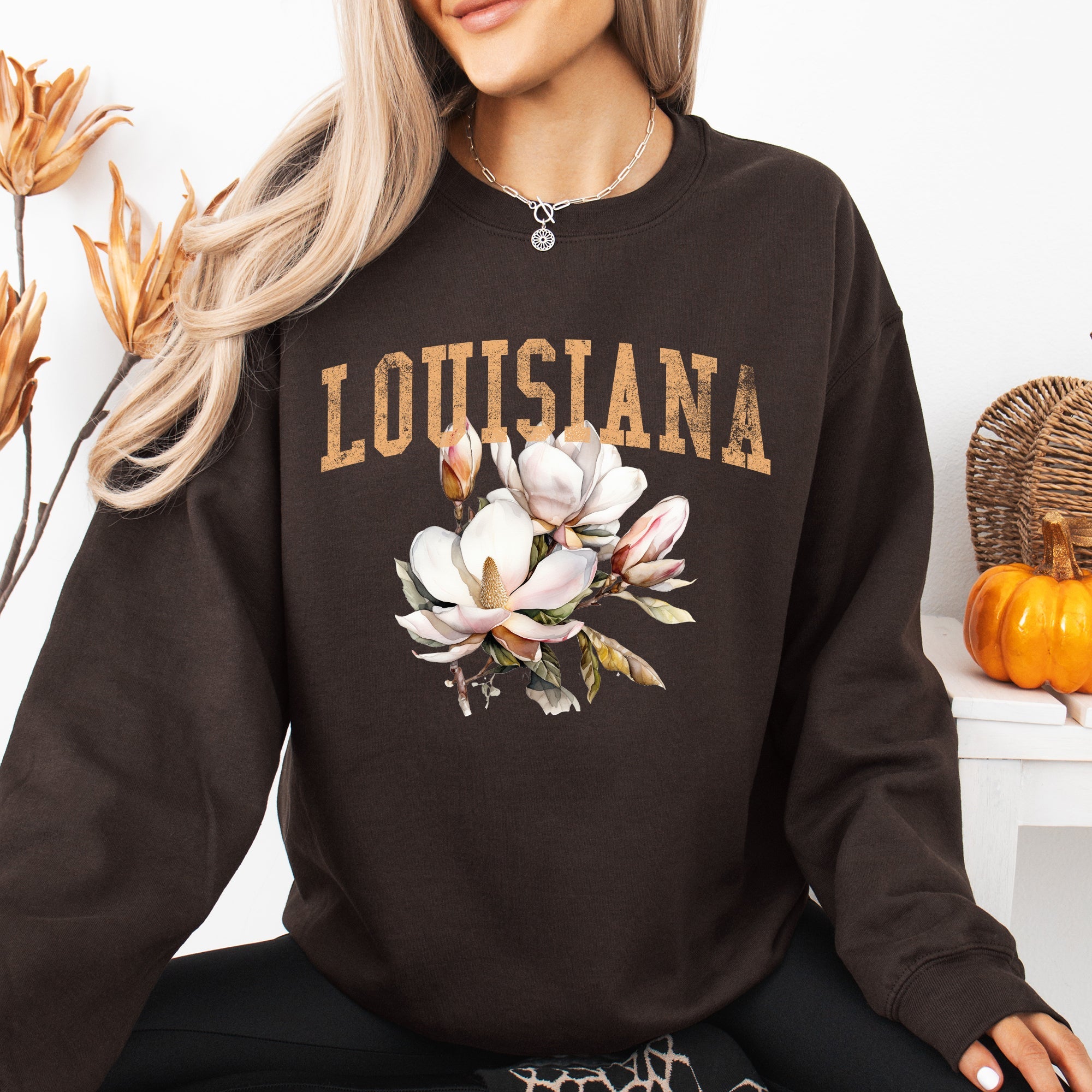 Louisiana State Flower Iconic State Emblem Official Heritage Design Graphic Sweatshirt