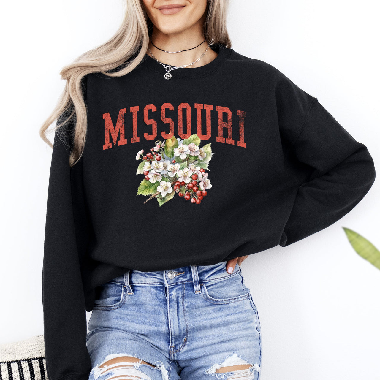 Missouri State Flower Illustrated Heritage Collection Botanical Graphic Sweatshirt