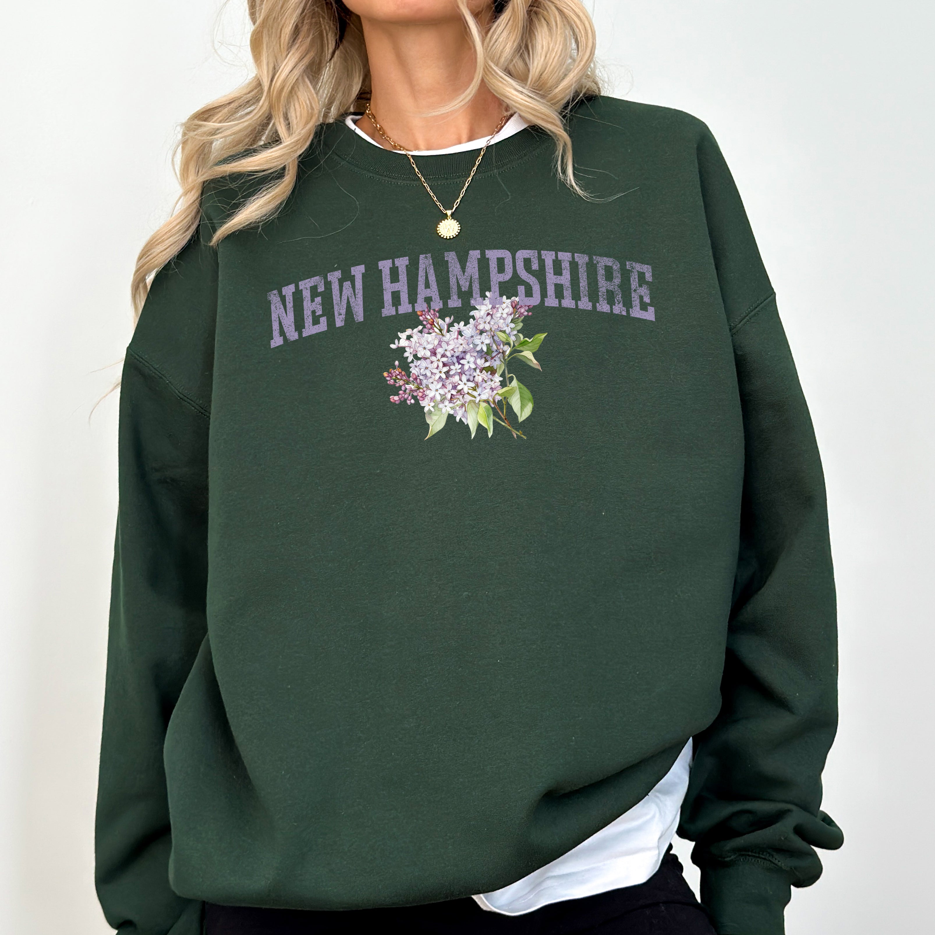 New Hampshire State Flower Purple Lilac Emblem Graphic NH Pride Design For State Lovers Sweatshirt