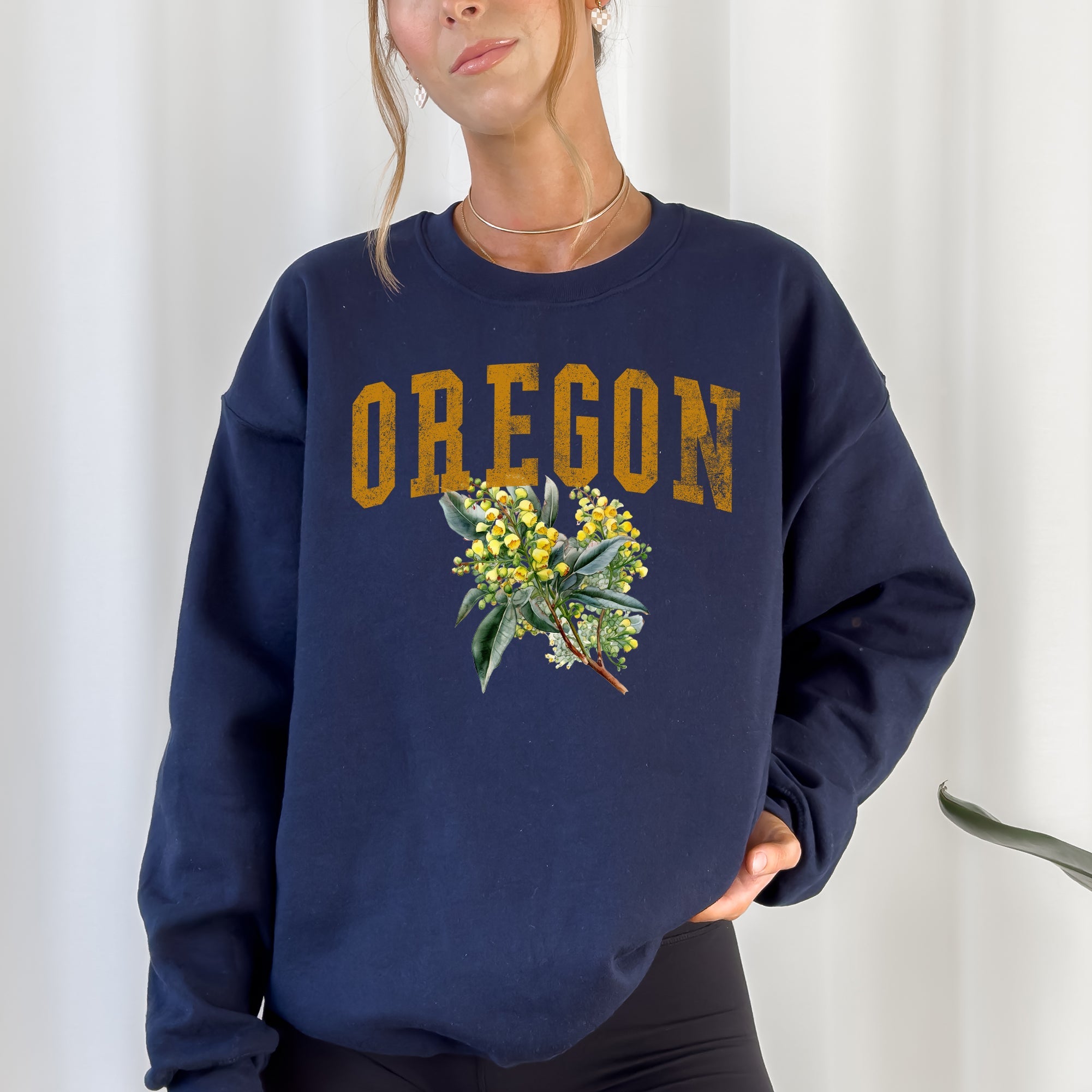 Oregon State Flower Botanical Emblem Illustration For Nature Lovers Premium Sweatshirt