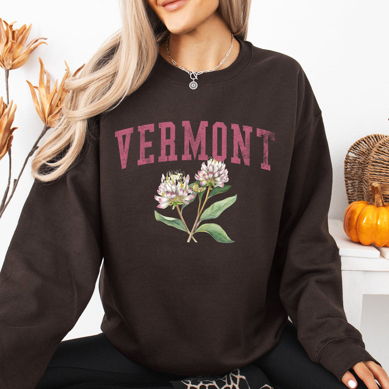 Vermont State Flower Botanical Illustration Emblem Featuring Classic State Flora Motif for Nature Lovers Sweatshirt