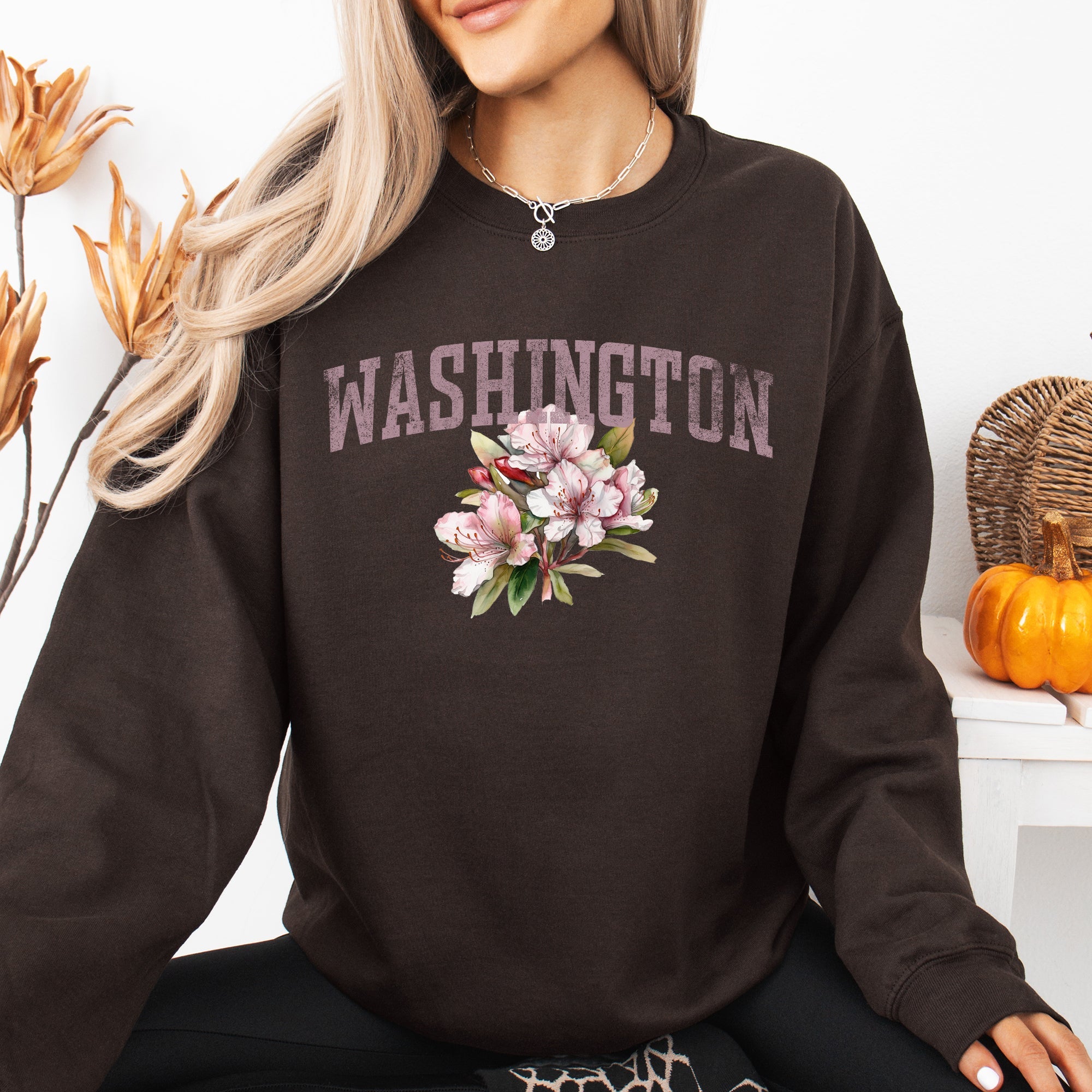 Washington State Flower Pacific Northwest Floral Illustration Edition Graphic Sweatshirt