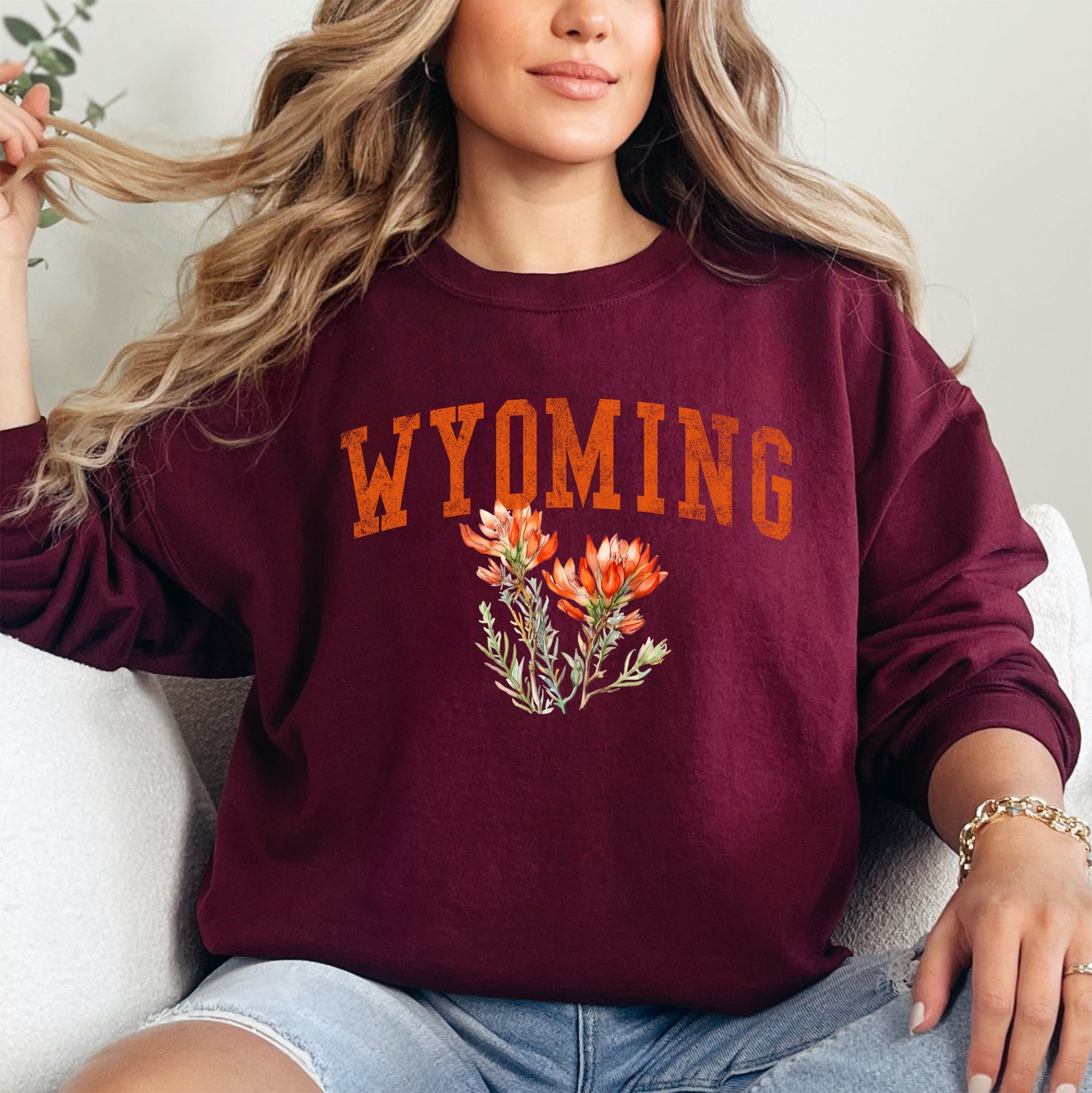 Wyoming State Flower Heritage Edition Botanical Classic Illustration Graphic Sweatshirt