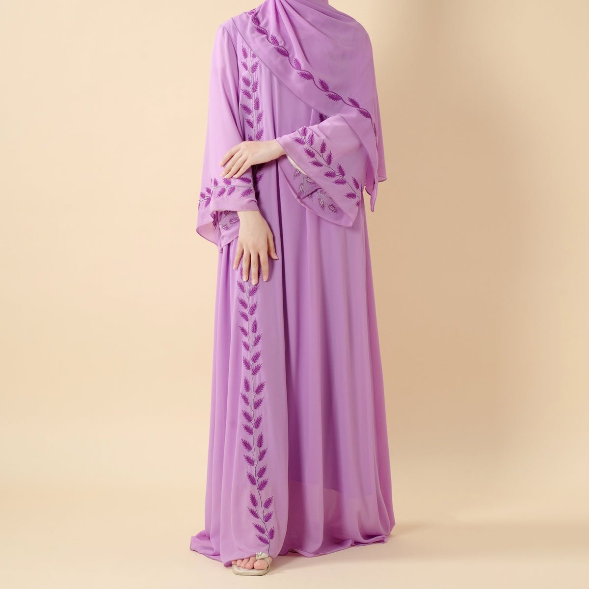 Summer Floral Embroidered Elegant Crew Neck Long Sleeve Chiffon Abaya Dress with Matching Headscarf (MA230)