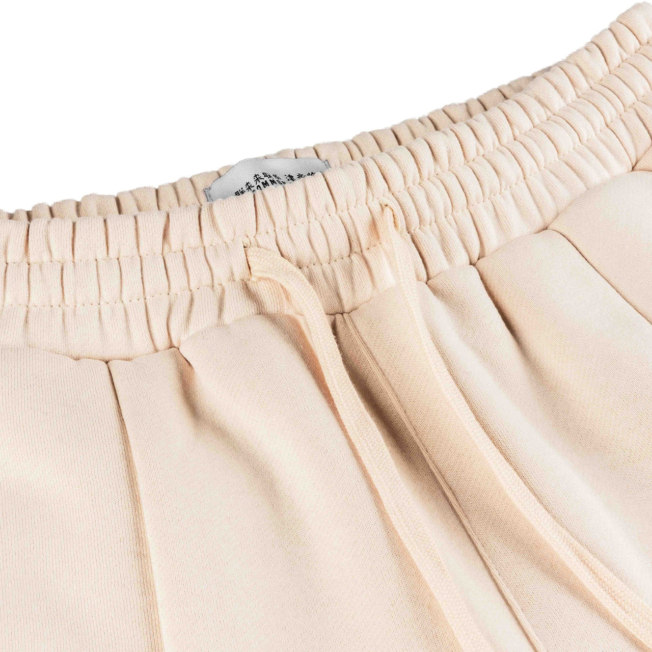 Common Hype Basic Sweatshort ‘Antique White’