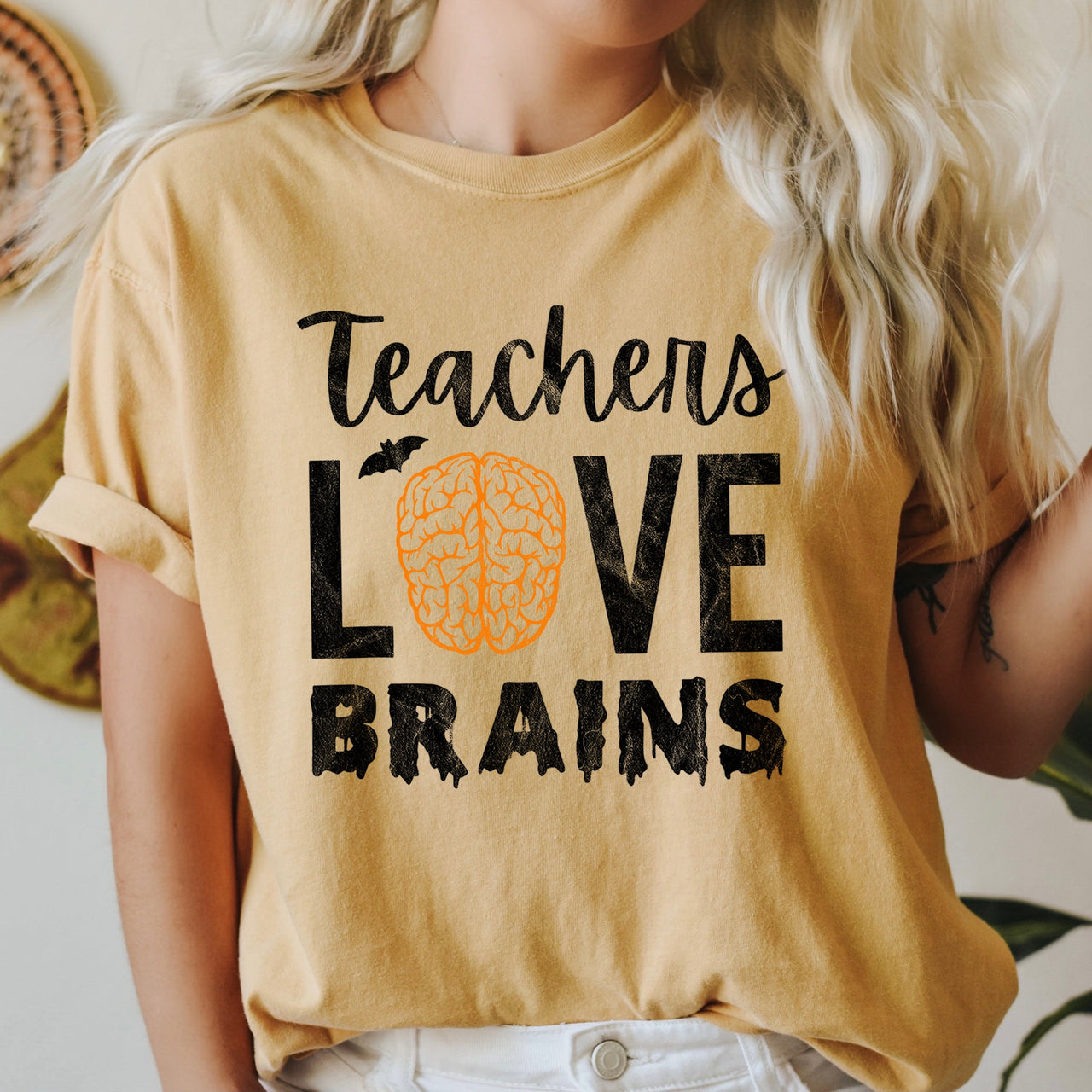 Teachers Love Brains Retro Halloween Classroom Theme Edition Limited Comfort Colors Tee
