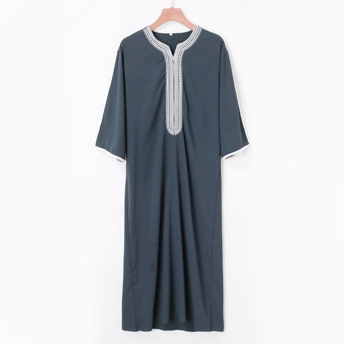 V-Neck Geometric Stitching Embroidered Medium Short Sleeve Muslim Robe Thobe (MT030)