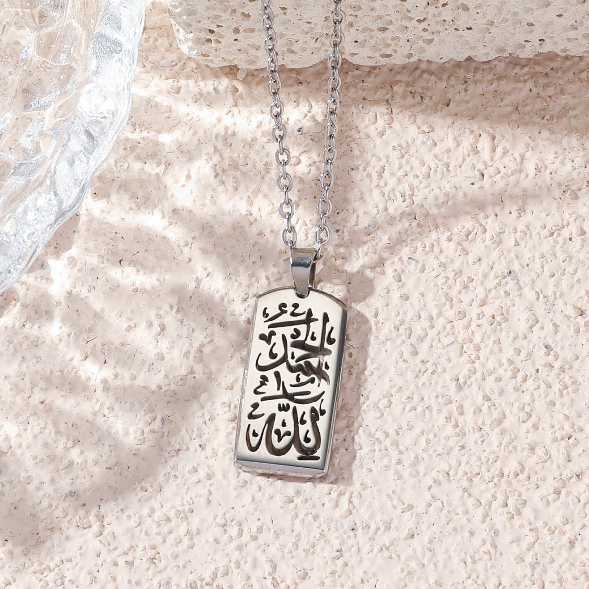 Versatile high-end letter rectangular pendant necklace（MAC228）(WITH GIFT BOX)