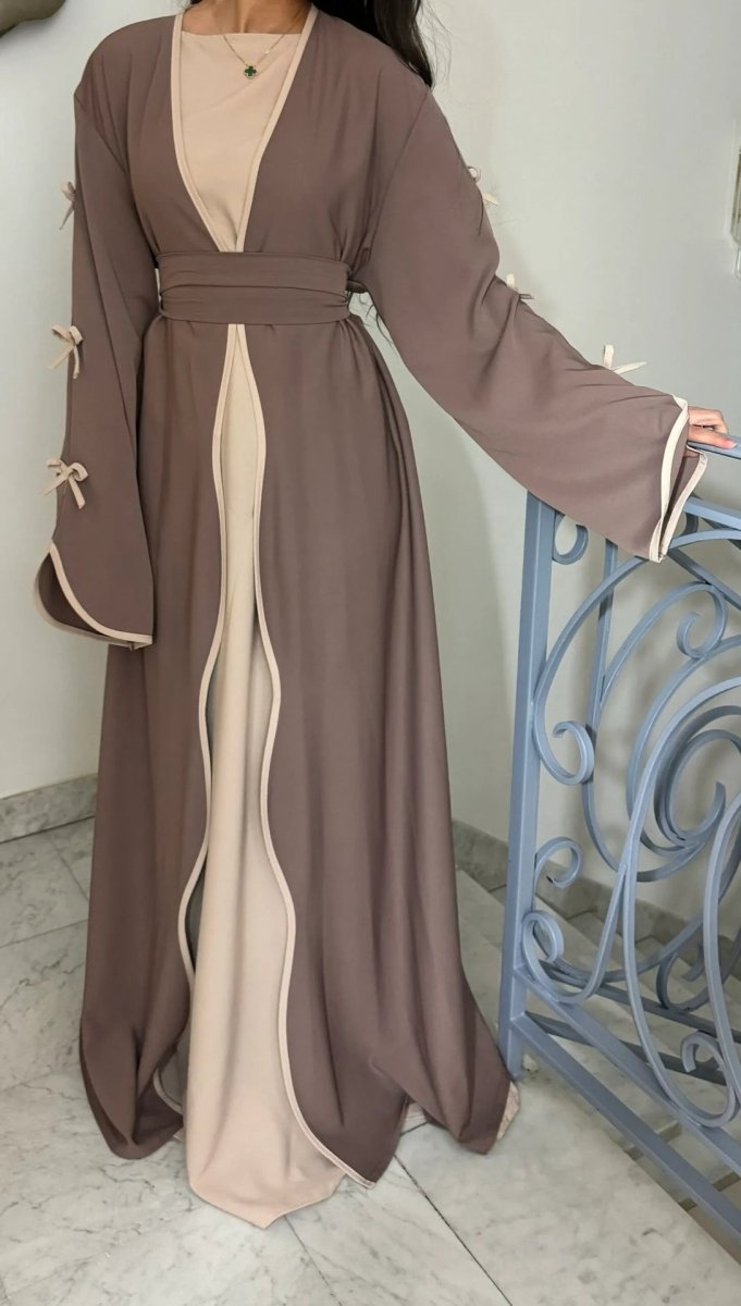 Wavy Edge Bow Embellished Open Abaya (MOA133)