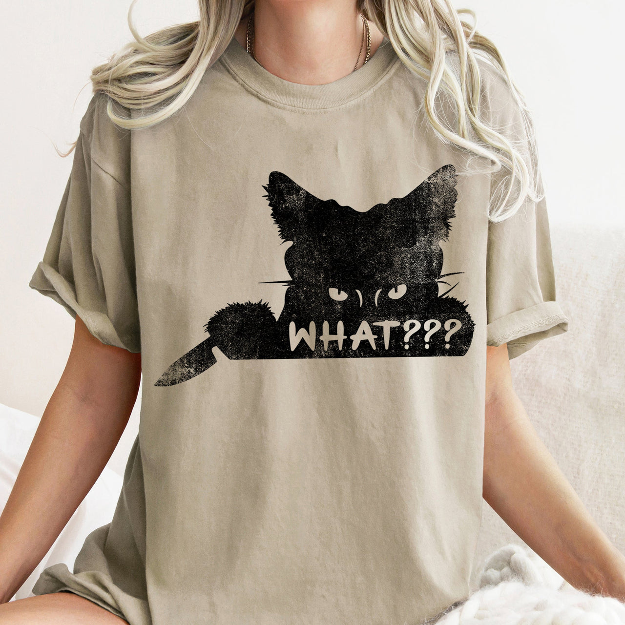 What? Cat And Knife Retro Halloween Icon Design For Night Owls Comfort Colors Tee