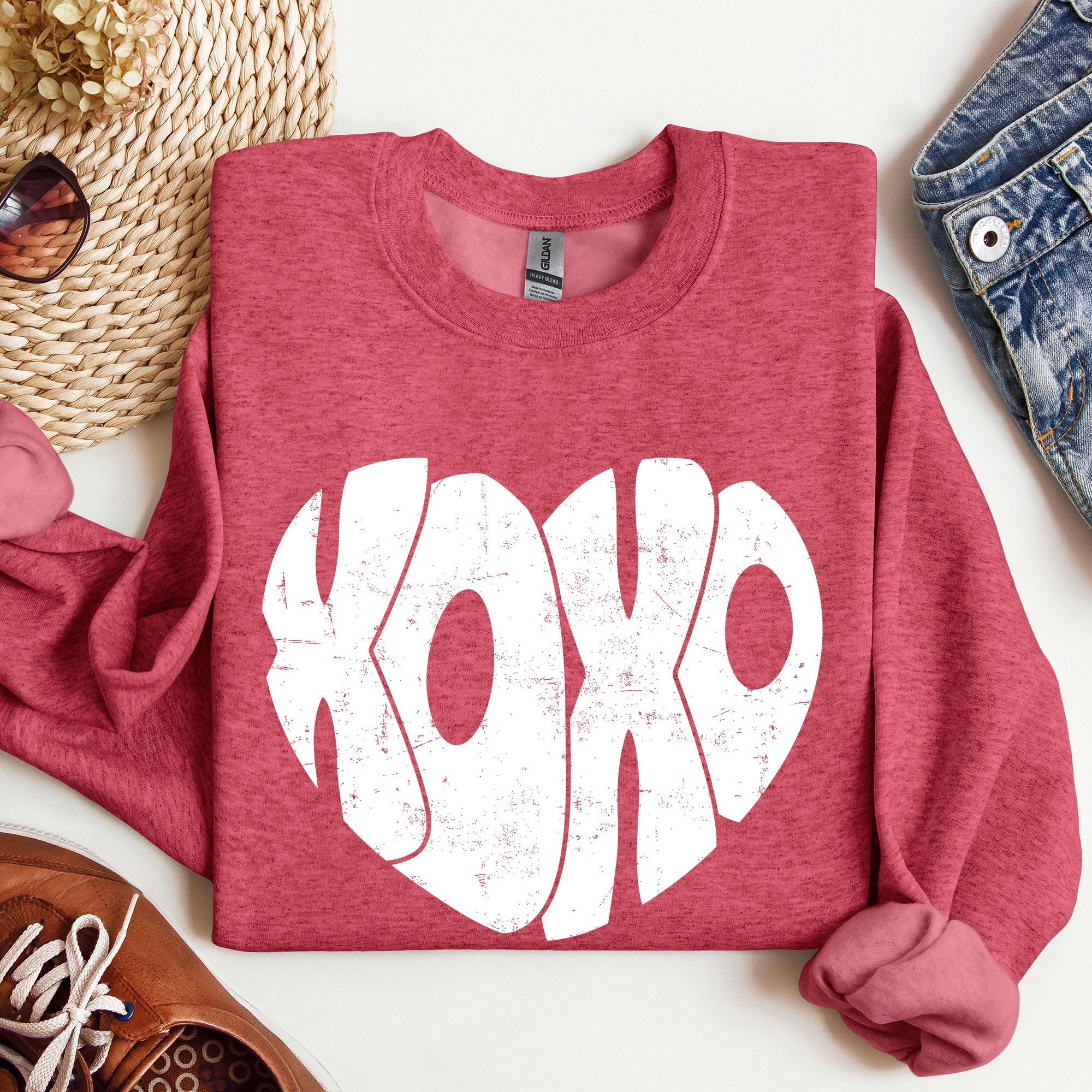Retro XOXO Heart Vintage Valentines Day Nostalgic Love Edition Cozy Fleece Sweatshirt