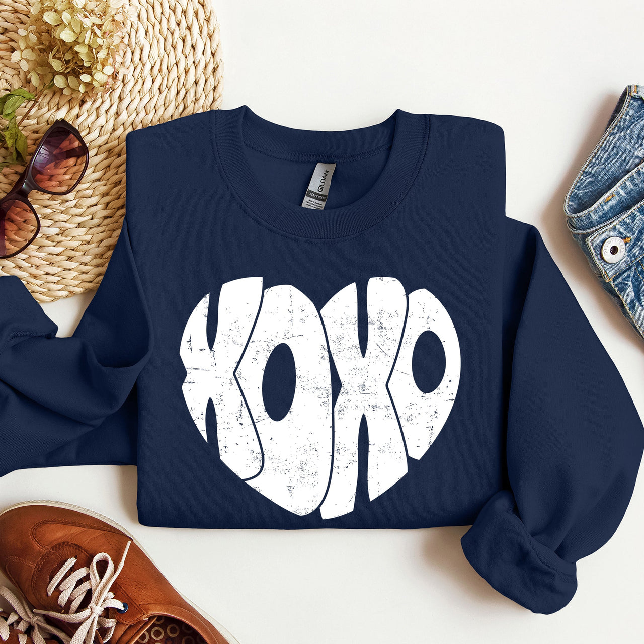 Retro XOXO Heart Vintage Valentines Day Nostalgic Love Edition Cozy Fleece Sweatshirt
