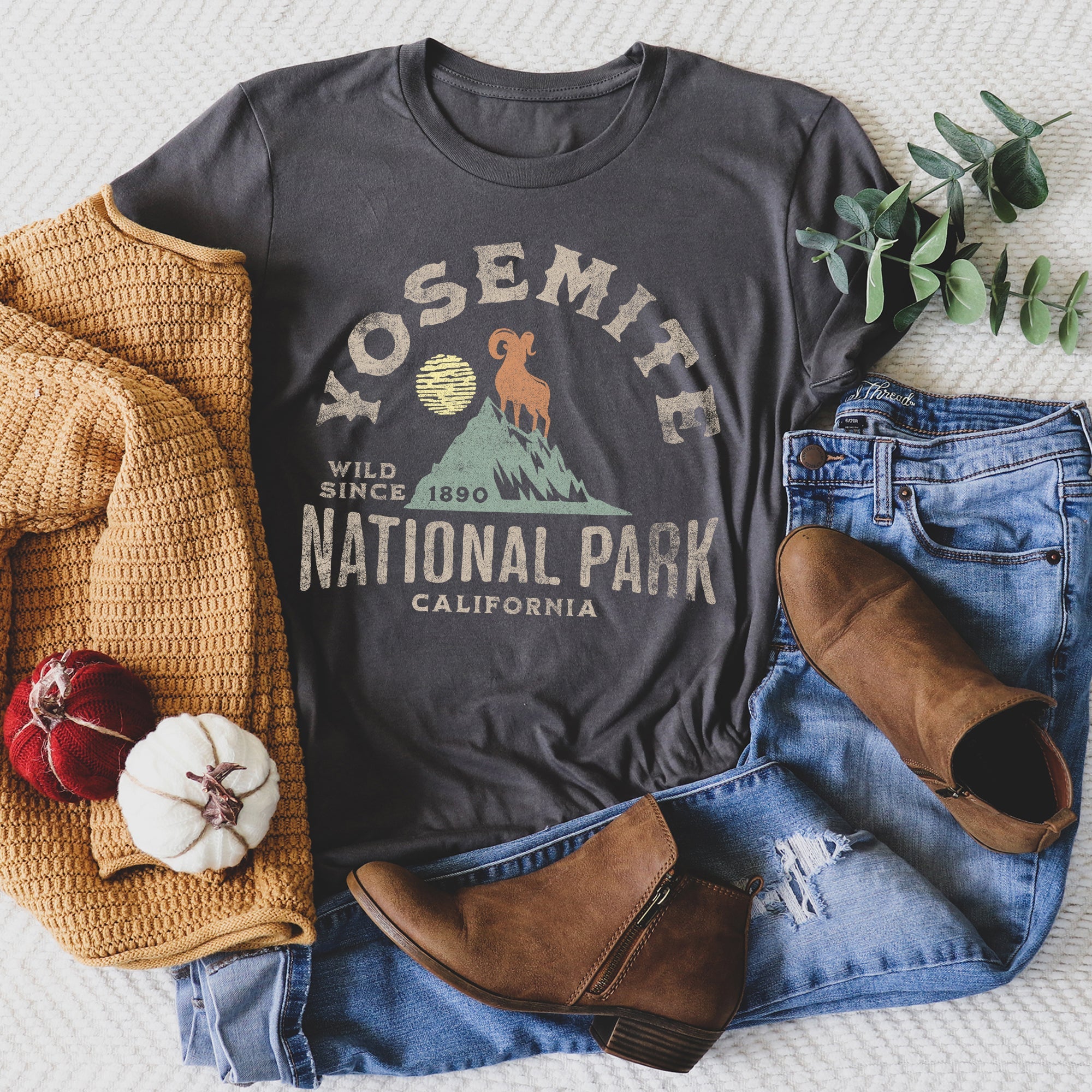 Yosemite National Park Scenic Peaks And Valley Landscape For Outdoor Adventure Graphic Tee